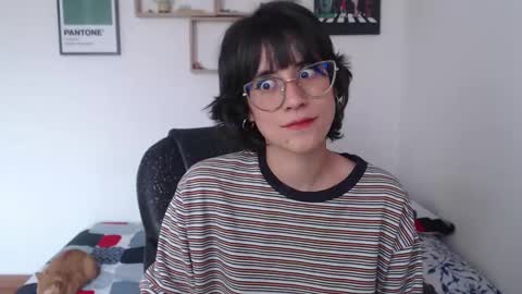 susana_w online show from 02-04-25, 08:59