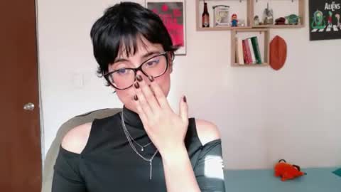 susana_w online show from 06-17-26, 08:32