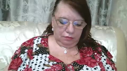 Snapshot of susanaahsun chatting on 02-27-25, 12:02 SusanaAhSun online show from 02-27-25, 12:02