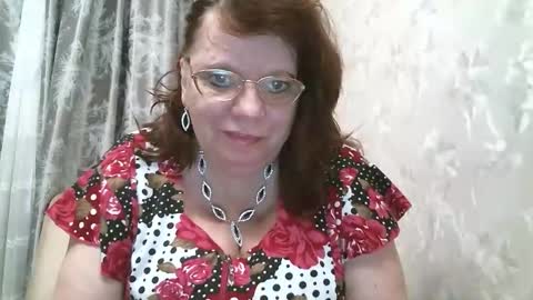 Snapshot of susanaahsun chatting on 11-17-25, 12:00 SusanaAhSun online show from 11-17-25, 12:00