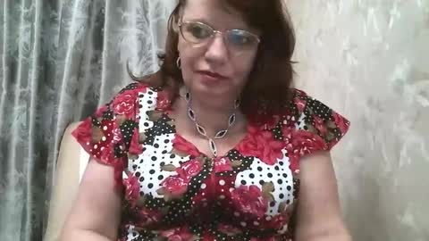 Snapshot of susanaahsun chatting on 12-22-25, 12:02 SusanaAhSun online show from 12-22-25, 12:02