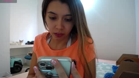 Susana online show from 12-13-24, 03:54