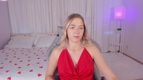 Snapshot of susanmimi chatting on 10-02-25, 02:40 Susan online show from 10-02-25, 02:40
