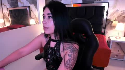 susanvilla online show from 06-02-26, 08:11
