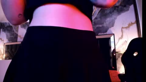 susanvilla online show from 06-09-26, 07:47