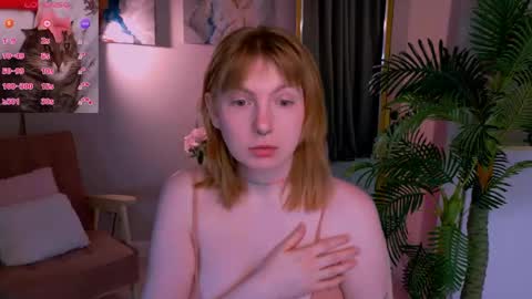 Snapshot of susie_miu chatting on 06-09-26, 10:21 SUSIE 3 online show from 06-09-26, 10:21