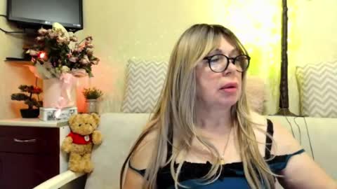 SusiexNoreen online show from 06-30-26, 01:50