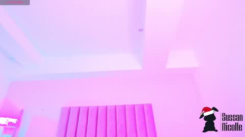 Snapshot of sussan_nicolle1 chatting on 01-08-25, 12:26 Sussan Nicole online show from 01-08-25, 12:26