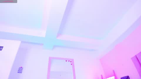 Snapshot of sussan_nicolle1 chatting on 01-22-25, 03:40 Sussan Nicole online show from 01-22-25, 03:40