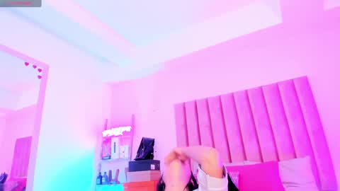 Snapshot of sussan_nicolle1 chatting on 02-06-25, 03:20 Sussan Nicole online show from 02-06-25, 03:20