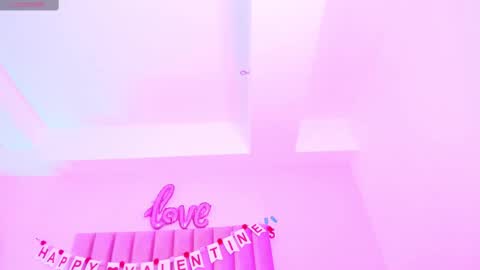 Snapshot of sussan_nicolle1 chatting on 02-17-25, 12:38 Sussan Nicole online show from 02-17-25, 12:38