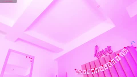 Snapshot of sussan_nicolle1 chatting on 02-24-25, 03:20 Sussan Nicole online show from 02-24-25, 03:20