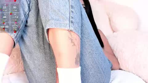 Snapshot of sussie_thompsom chatting on 02-12-26, 04:46 Sussie Tompsom online show from 02-12-26, 04:46