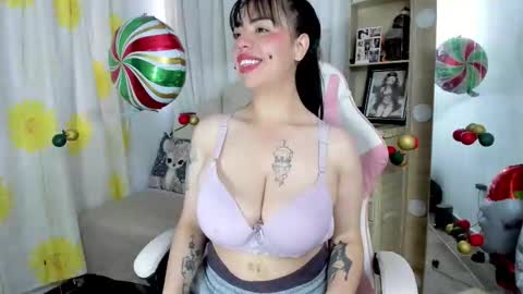 sussy_vanguash online show from 12-16-25, 02:22