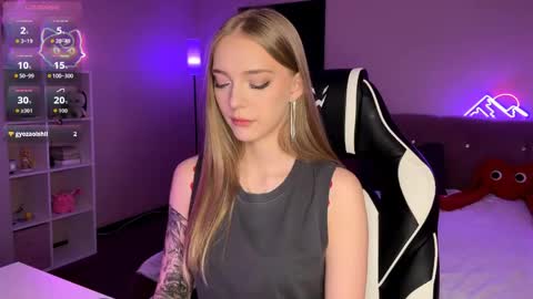 Jessica online show from 04-19-26, 01:10