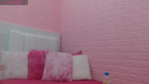 suzan_30 online show from 04-23-26, 09:17