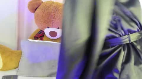 Snapshot of suzan__cooper2 chatting on 01-12-25, 07:53 suzan__cooper2 online show from 01-12-25, 07:53