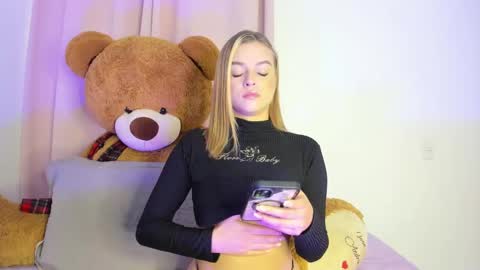 Snapshot of suzan__cooper2 chatting on 01-20-25, 05:59 suzan__cooper2 online show from 01-20-25, 05:59