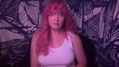 Suzie Q online show from 05-11-26, 06:08