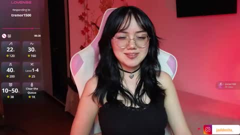 Snapshot of suzumi_ chatting on 12-03-24, 05:09 Jadde online show from 12-03-24, 05:09