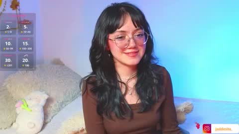 Snapshot of suzumi_ chatting on 01-15-25, 09:02 Jadde online show from 01-15-25, 09:02