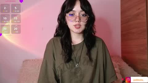 Snapshot of suzumi_ chatting on 02-11-25, 08:05 Jadde online show from 02-11-25, 08:05