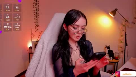 Snapshot of suzumi_ chatting on 11-02-25, 03:53 Jadde online show from 11-02-25, 03:53