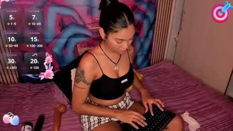 Snapshot of suzzann_rugg chatting on 09-21-25, 08:43 suzzann_rugg online show from 09-21-25, 08:43