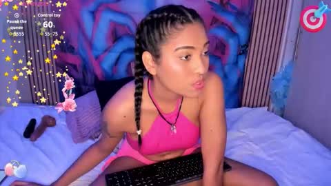 Snapshot of suzzann_rugg chatting on 10-14-25, 08:53 suzzann_rugg online show from 10-14-25, 08:53
