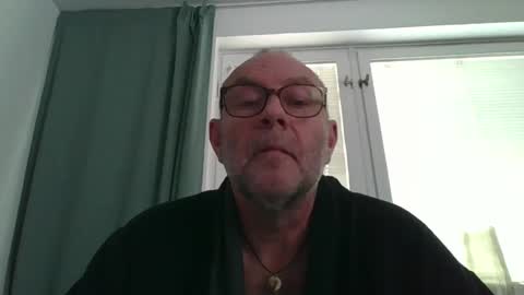 Snapshot of svenskdaddy chatting on 01-17-25, 10:33 svenskdaddy online show from 01-17-25, 10:33