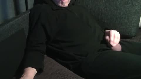 Snapshot of swartarn chatting on 12-26-24, 04:53 ArnSwart online show from 12-26-24, 04:53