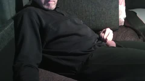 Snapshot of swartarn chatting on 12-29-24, 02:00 ArnSwart online show from 12-29-24, 02:00