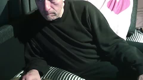 Snapshot of swartarn chatting on 09-25-25, 07:06 ArnSwart online show from 09-25-25, 07:06