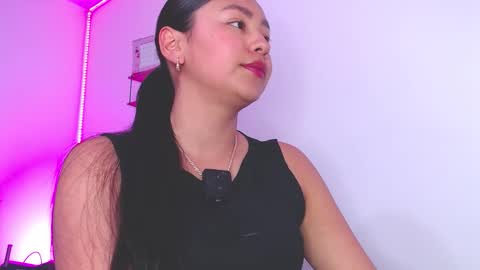 Snapshot of sweeet_amy chatting on 10-24-25, 12:19 Amy IG sweeet amy0 online show from 10-24-25, 12:19