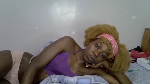 Snapshot of sweest_caster chatting on 07-10-26, 08:29 Sweetest doll online show from 07-10-26, 08:29