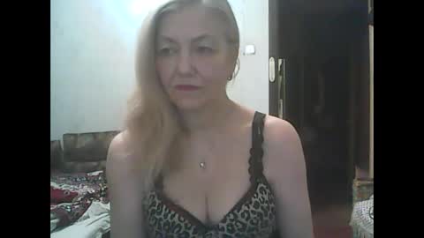 sweet4blonde67 online show from 01-08-25, 07:13