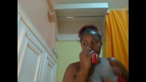 sweet52537 online show from 11-12-25, 09:47