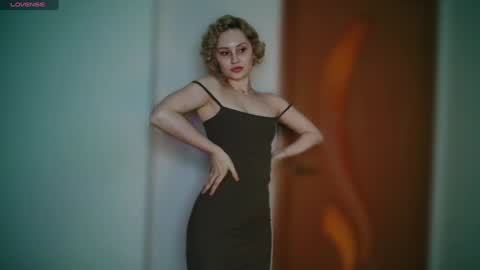 Snapshot of sweet__daddy8 chatting on 12-18-24, 11:30 BredEmiliya online show from 12-18-24, 11:30
