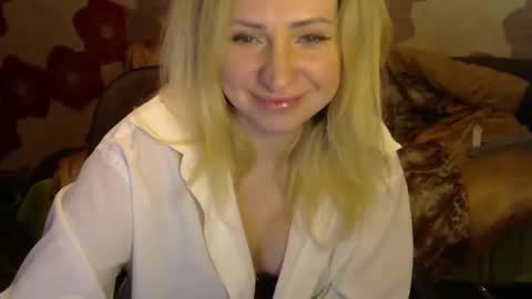 Snapshot of sweet__dany chatting on 12-13-24, 11:06 Sweet Dany online show from 12-13-24, 11:06