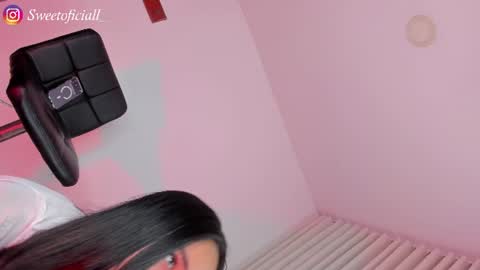 Cell Me Andrea online show from 07-28-26, 08:43