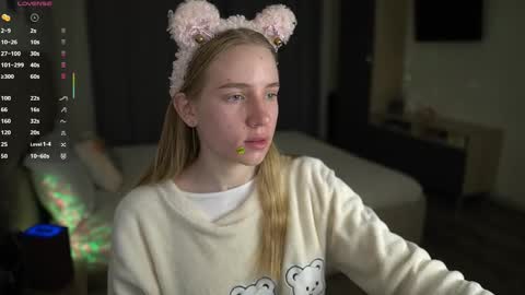 Snapshot of sweet__michelle chatting on 11-07-25, 12:10 Michelle online show from 11-07-25, 12:10