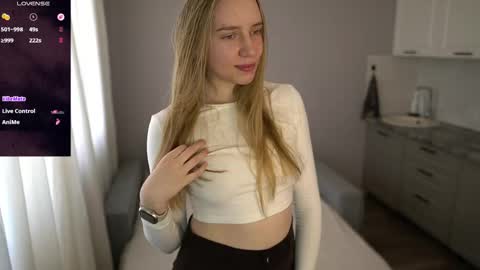 Snapshot of sweet__michelle chatting on 06-02-26, 08:05 Michelle online show from 06-02-26, 08:05