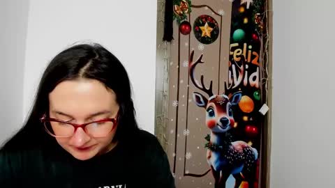 Snapshot of sweet__suck69bitch chatting on 12-26-24, 07:38 sweet__suck69bitch online show from 12-26-24, 07:38