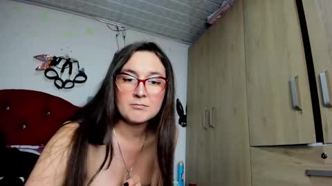 Snapshot of sweet__suck69bitch chatting on 01-01-25, 12:53 sweet__suck69bitch online show from 01-01-25, 12:53