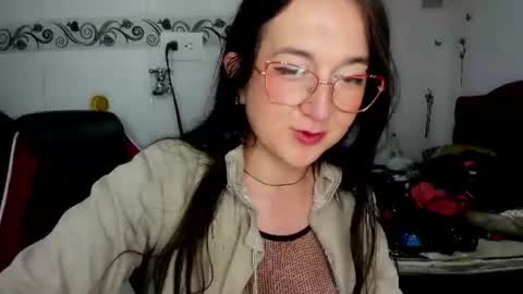 sweet__suck69bitch online show from 06-29-26, 04:52