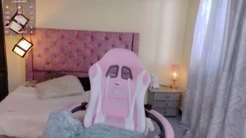 sweet__thang online show from 09-26-25, 01:59