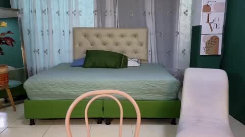Snapshot of sweet_ahinara chatting on 02-01-25, 10:34 sweet_ahinara online show from 02-01-25, 10:34