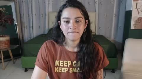 Snapshot of sweet_ahinara chatting on 02-17-25, 01:15 sweet_ahinara online show from 02-17-25, 01:15
