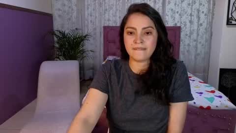 Snapshot of sweet_ahinara chatting on 09-08-25, 09:47 sweet_ahinara online show from 09-08-25, 09:47