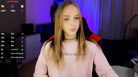 Snapshot of sweet_ali3s chatting on 09-09-25, 04:06 Call me Alis online show from 09-09-25, 04:06